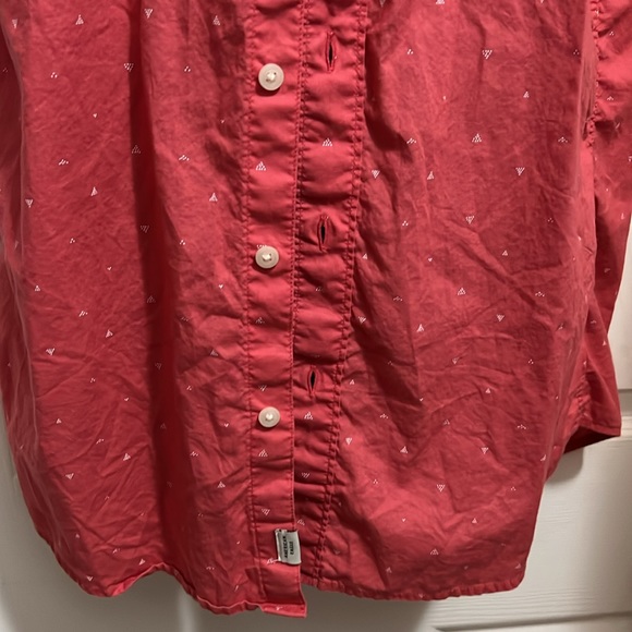 Button down casual shirt - Picture 2 of 8